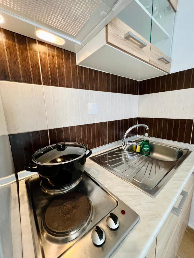 Happy Traveller Skg Apartment Солун Екстериор снимка